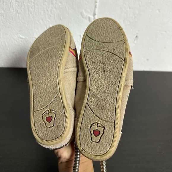 Bobs for Dogs Loafers size 6 - Picture 3 of 7